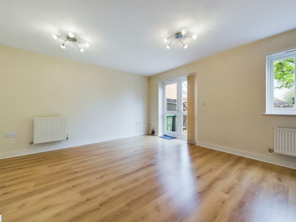 CAM02319G0-PR0107-ST