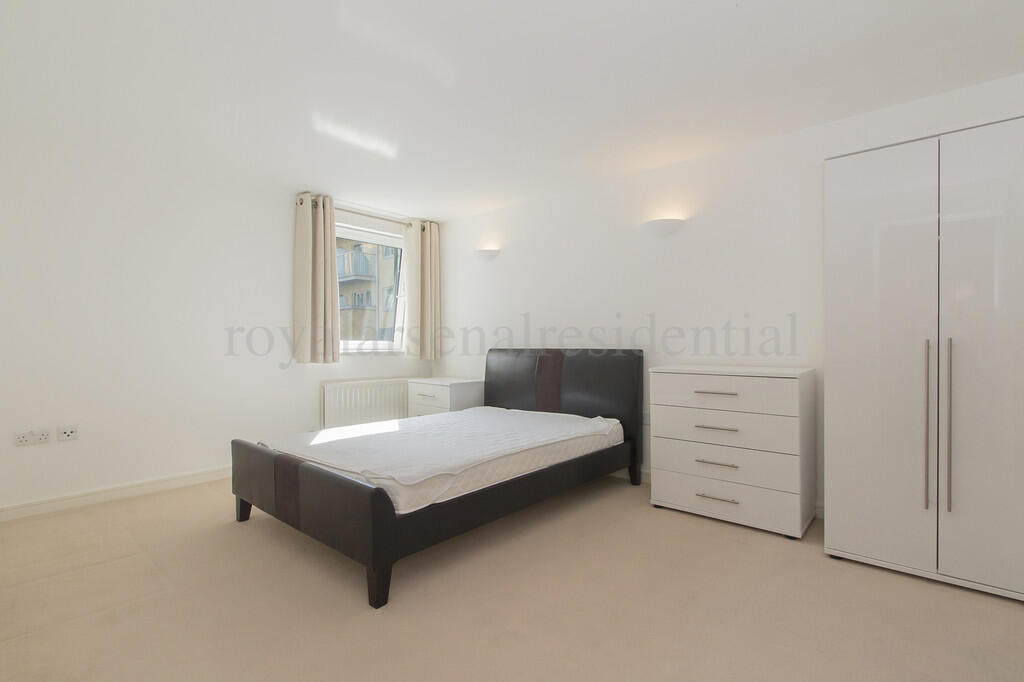 F19 BLD 50 BEDROO...