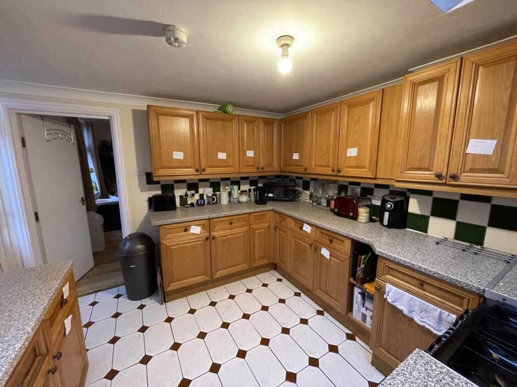 Kitchen Reverse