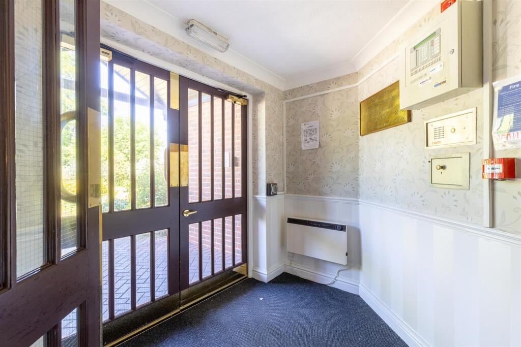 19CromwellCourt-5.jpg