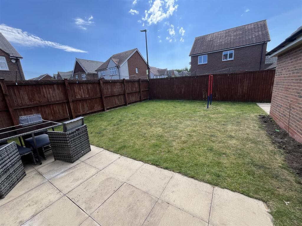 Gardens Aspect 2