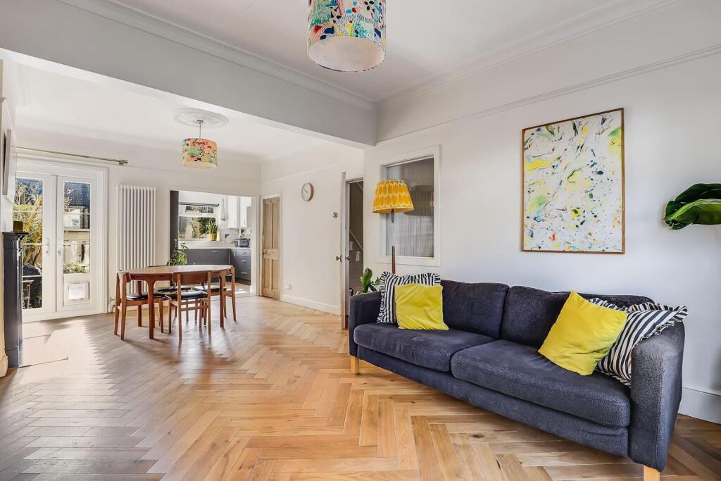 02-e22fJHNHH - 49 Kenilworth Road - 4-HDR-medium.j