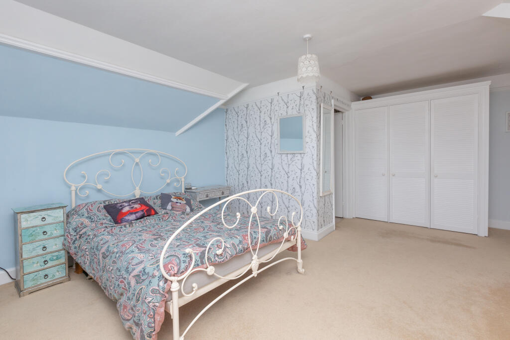 general 2 St Mildred