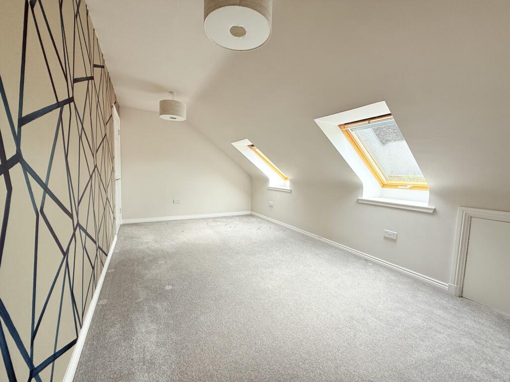 15C Terregles Street, Dumfries, DG2 9AA - Braidwoo