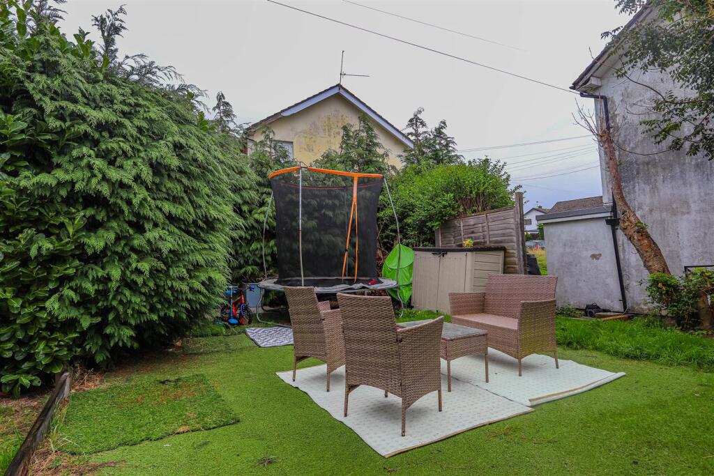 Maple close-10.jpg