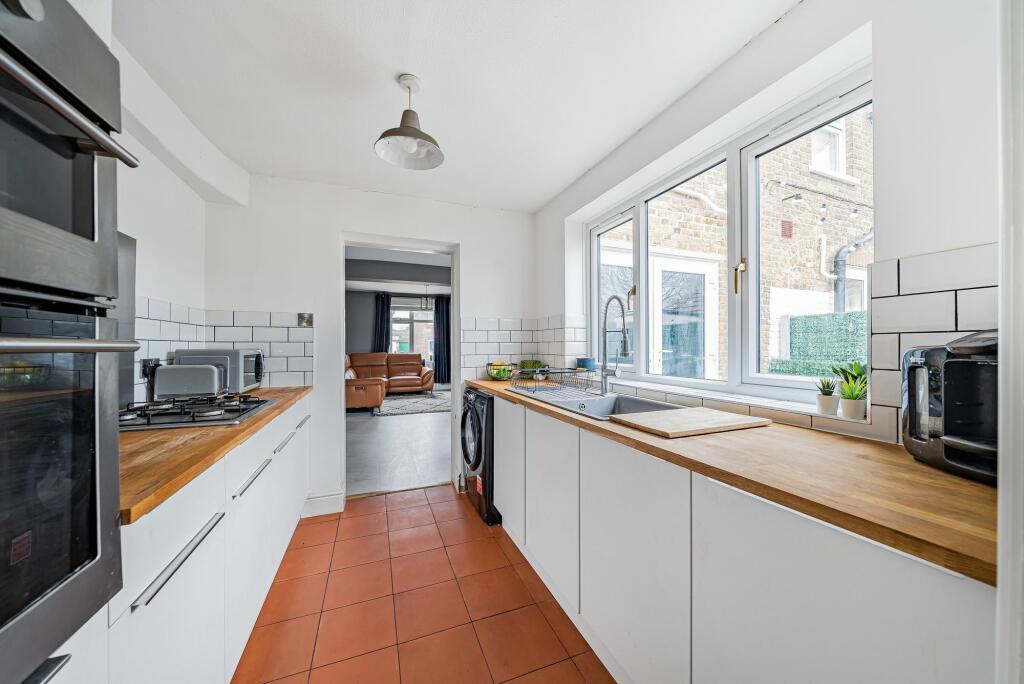 Kitchen (2)
