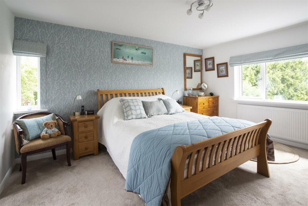 Bedroom 1.0.jpg