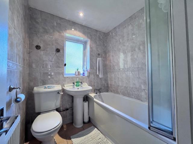 Bathroom.jpeg