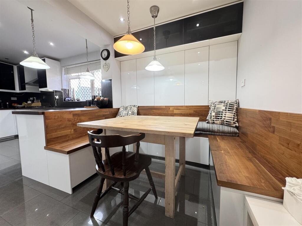 IMG_8080 (Large).JPG