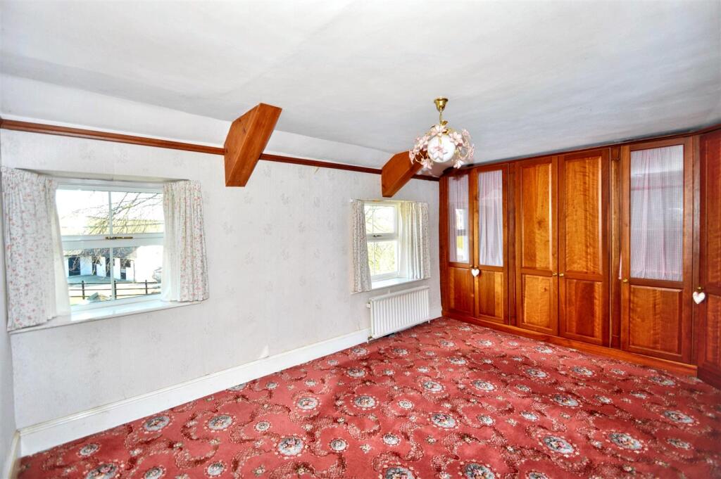 12 Bedroom 1