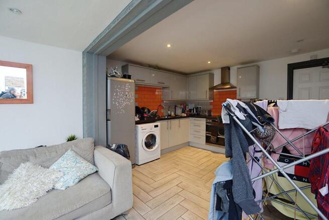 241118_0068d00000CIannAAD_IMG_03_0000_max_656x4...