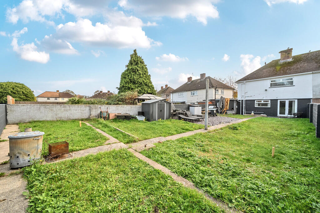 1371718-6-68ff97b...