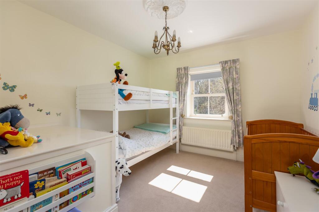 Grooms Cottage Bedroom 4-1.jpg