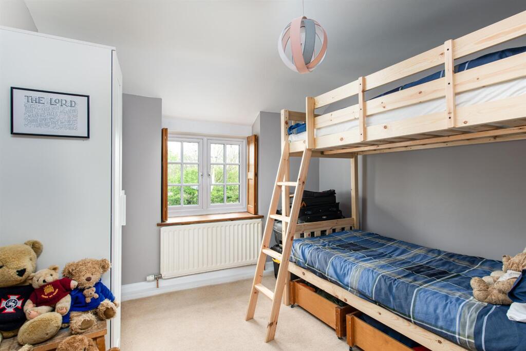 Bedroom5.jpg
