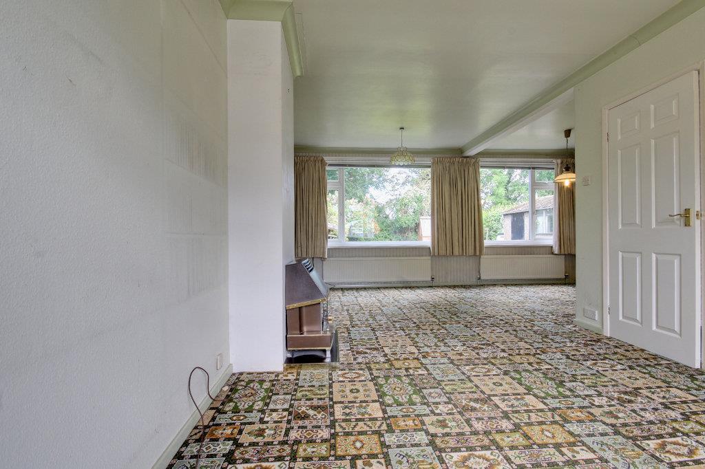 Lounge Dining Room