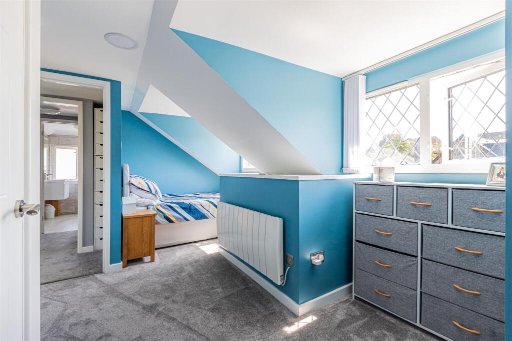 Cyncoed Rise 8-9.jpg