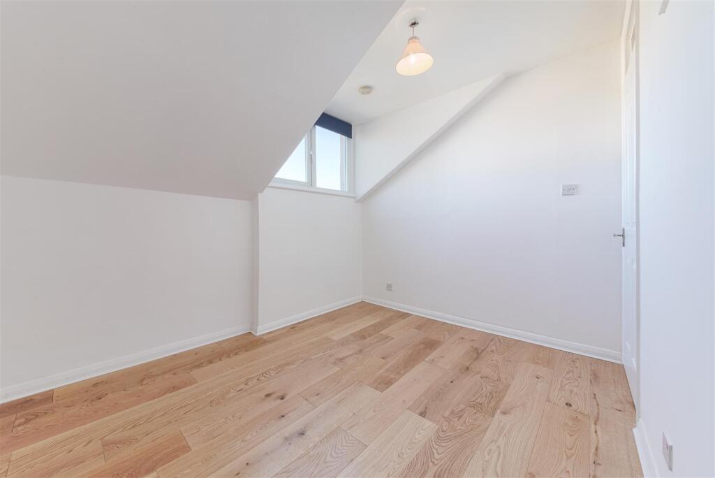 WOODSTOCK ROAD,  B--11.JPG