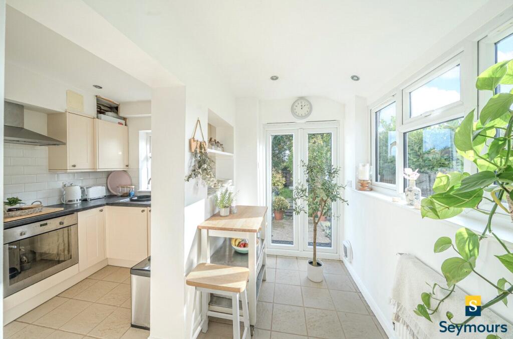 Kitchen/Breakfast Rm