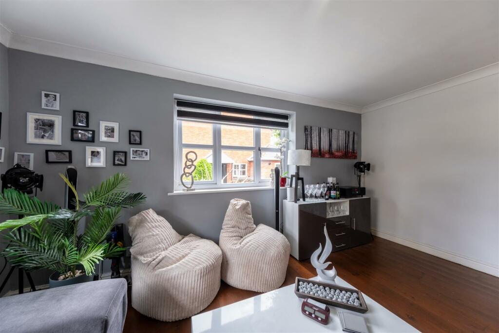 3 Spring Mews-018.jpg