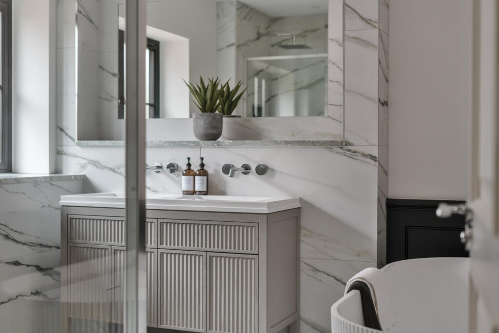 Ensuite