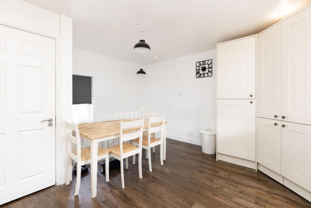 Kitchen/Diner Top Floor