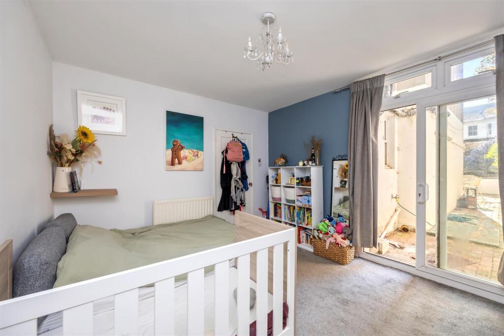 St Aubyns 59A-005.jpg