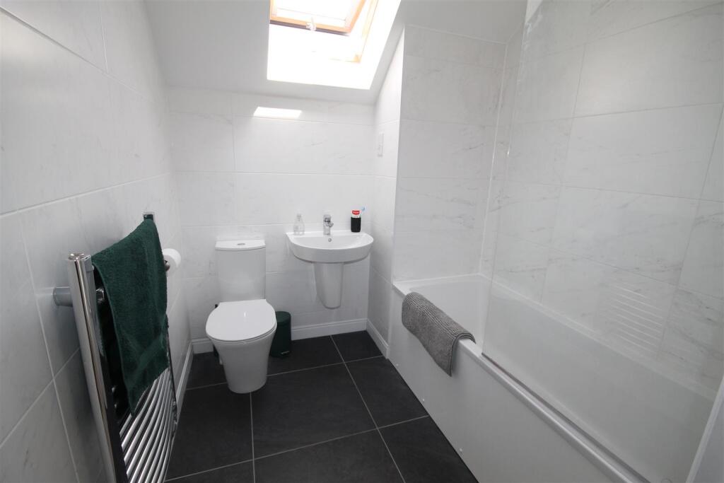 JW Bathroom.JPG