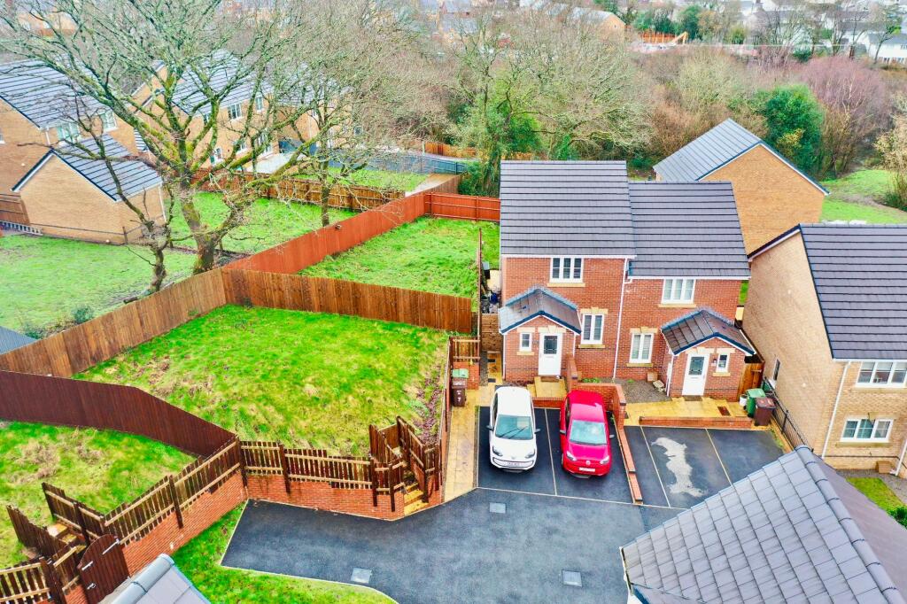 Clos Oakdale, Gellihaf, NP12