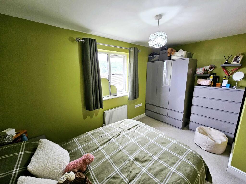 e5423168-6716-448f-8aa7-d440348da27f