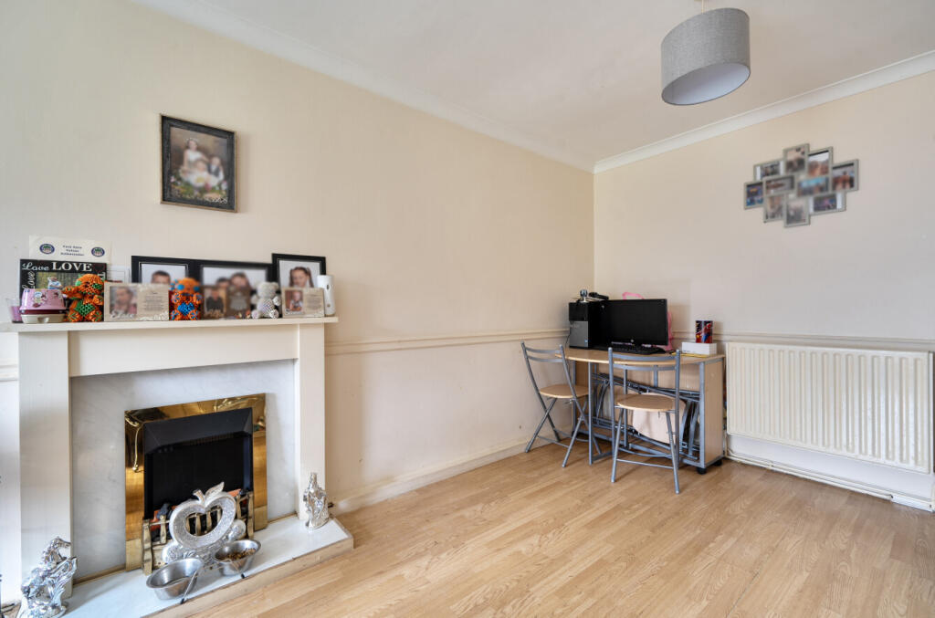 1360574-9-68e6362...