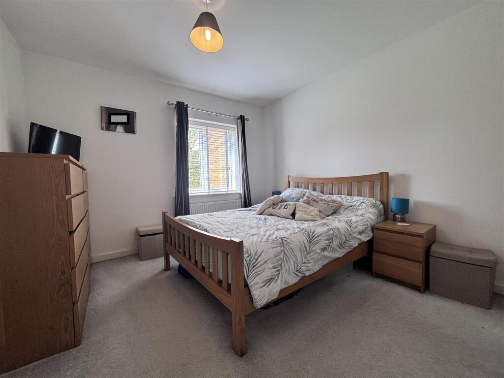 Briar Bed 1.jpg