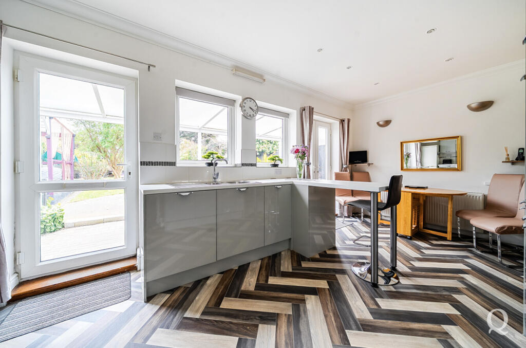 362c252b-f355-432...