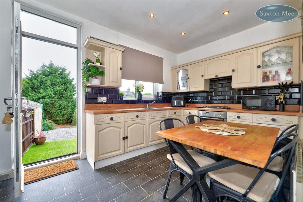 kitchendiner 7541.jpg