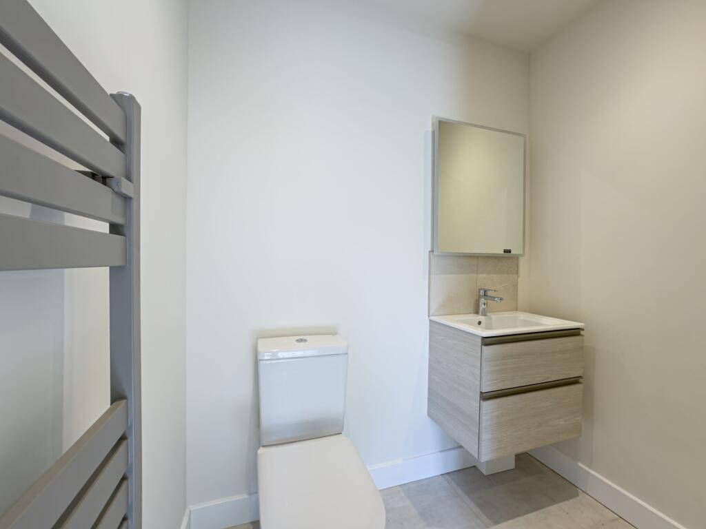 Ensuite Shower Room