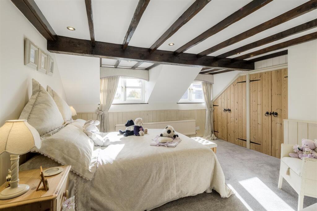 Main Road, Baxterley