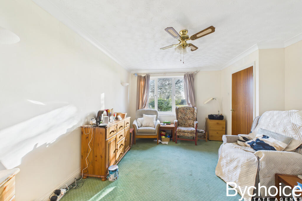 CAM05454G0-PR0087-STILL012