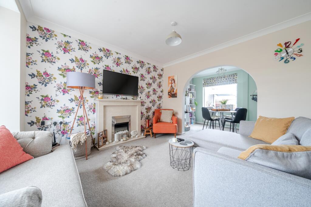 Lounge and dining area