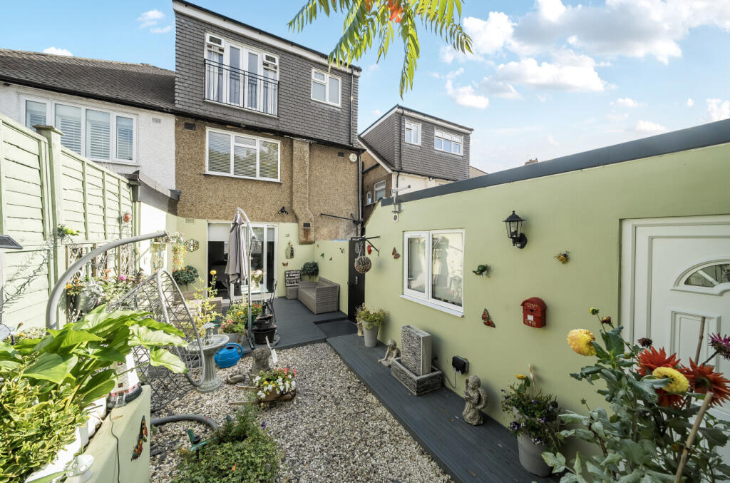 1364739-8-68e827a...