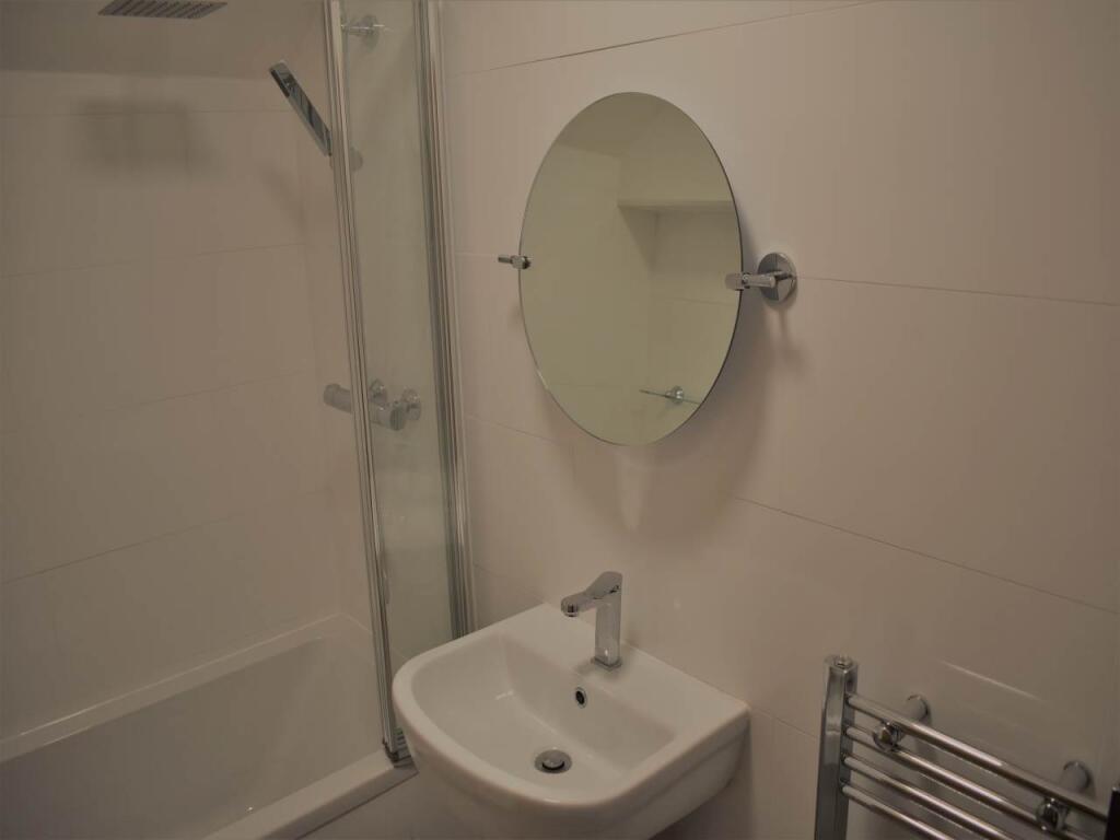 Bathroom Reverse Ang