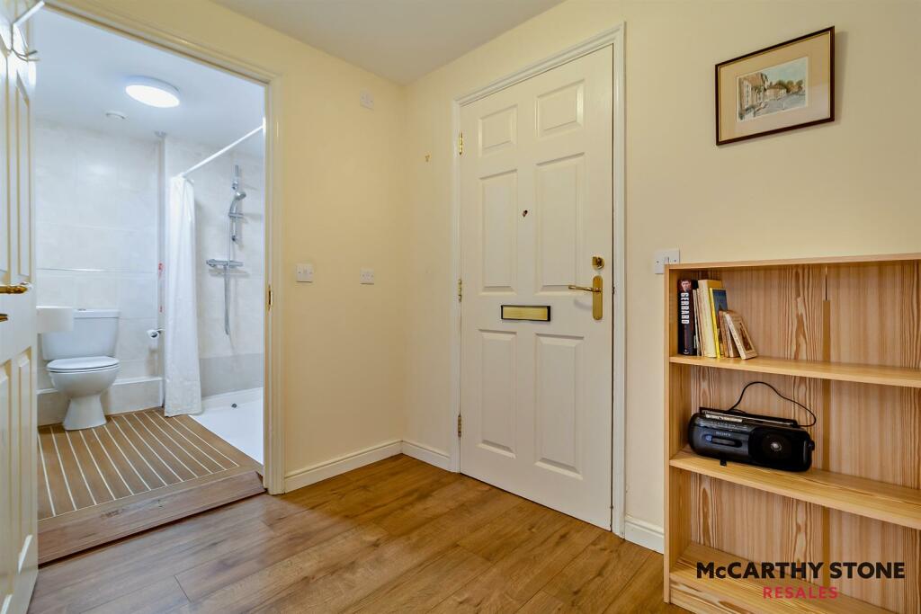 8592343-interior08-800.jpg