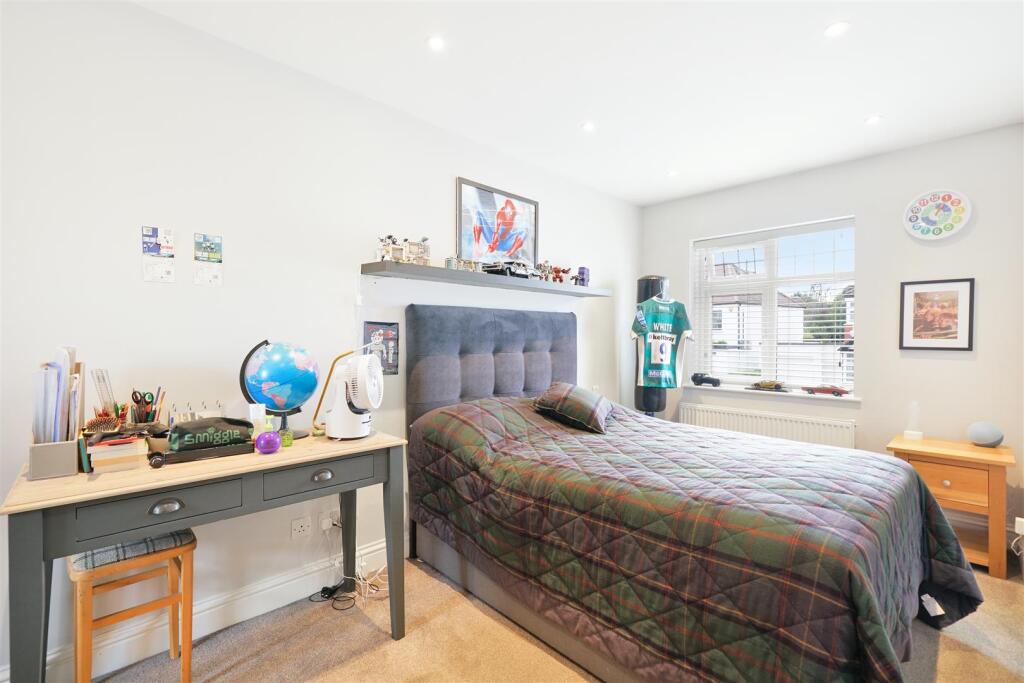 8 Dean Court - M6adzF6kaXp2c1wqUJ8R.jpg