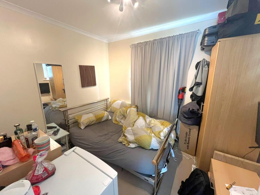 09Bedroom
