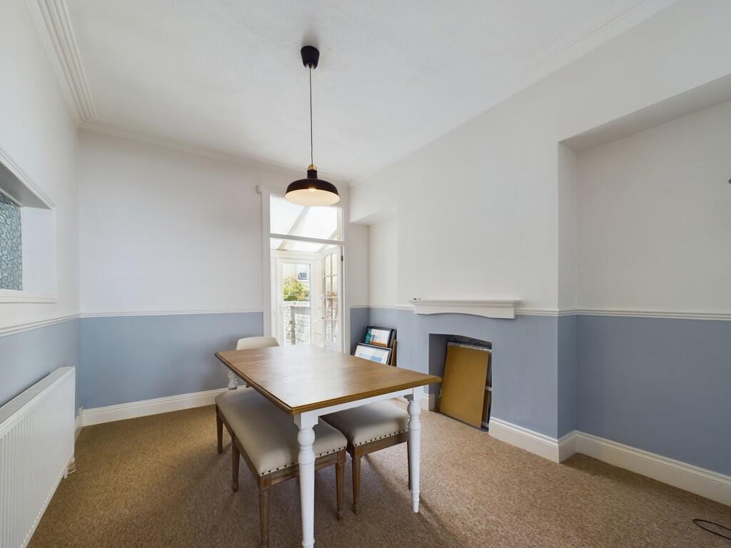 CAM02091G0-PR0043...