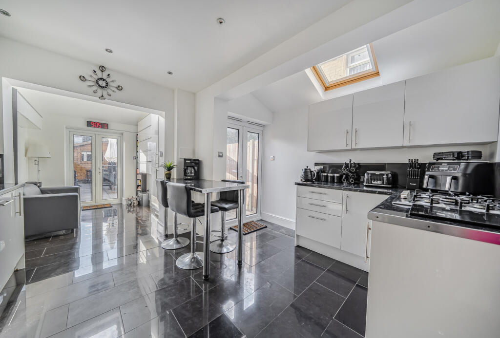 1360450-19-68db9e...