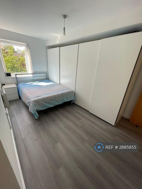 Bedroom 1 (Master)