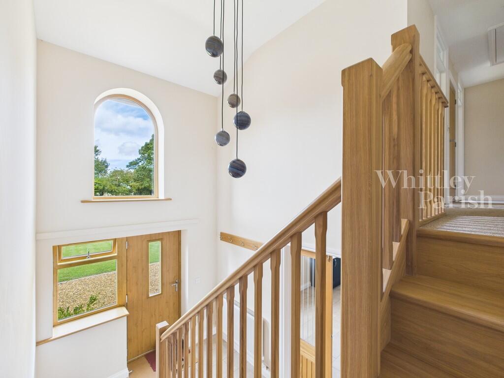 CAM04332G0-PR0484...