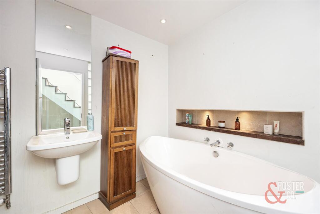 Stoneham Road, 80, Unit 1-019.jpg