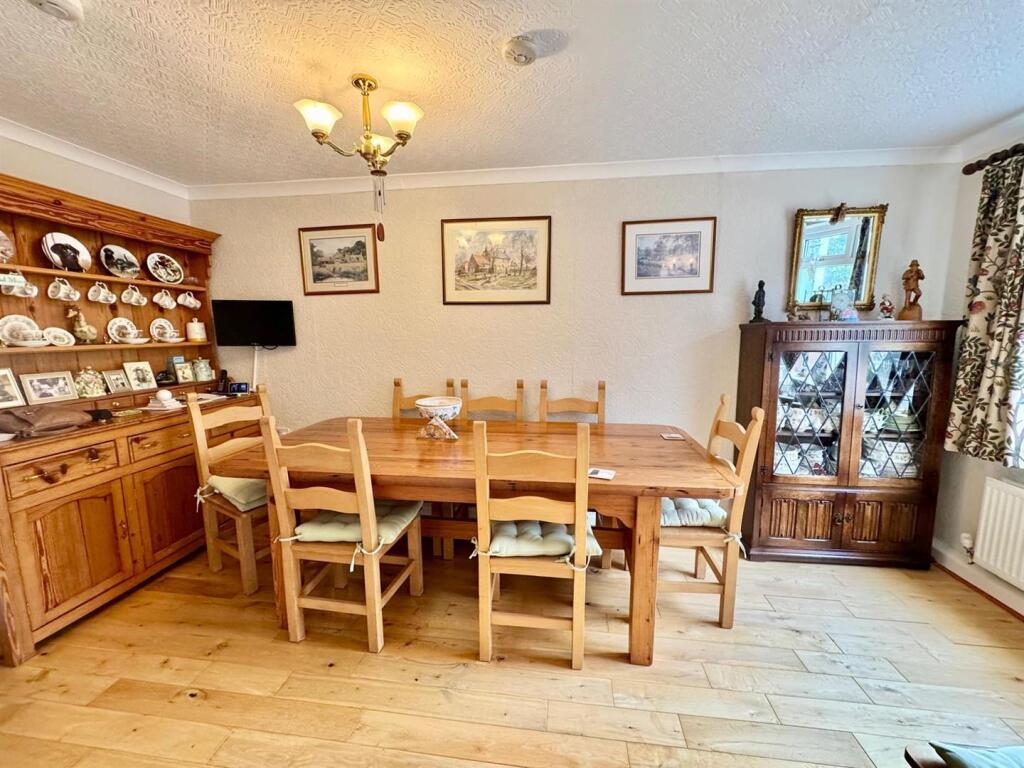 PHOTO-2025-11-12-07-38-31 (13).jpg