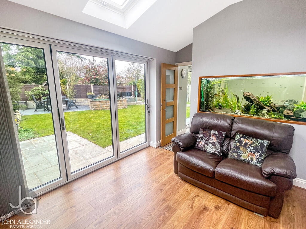 20250313_10333446...