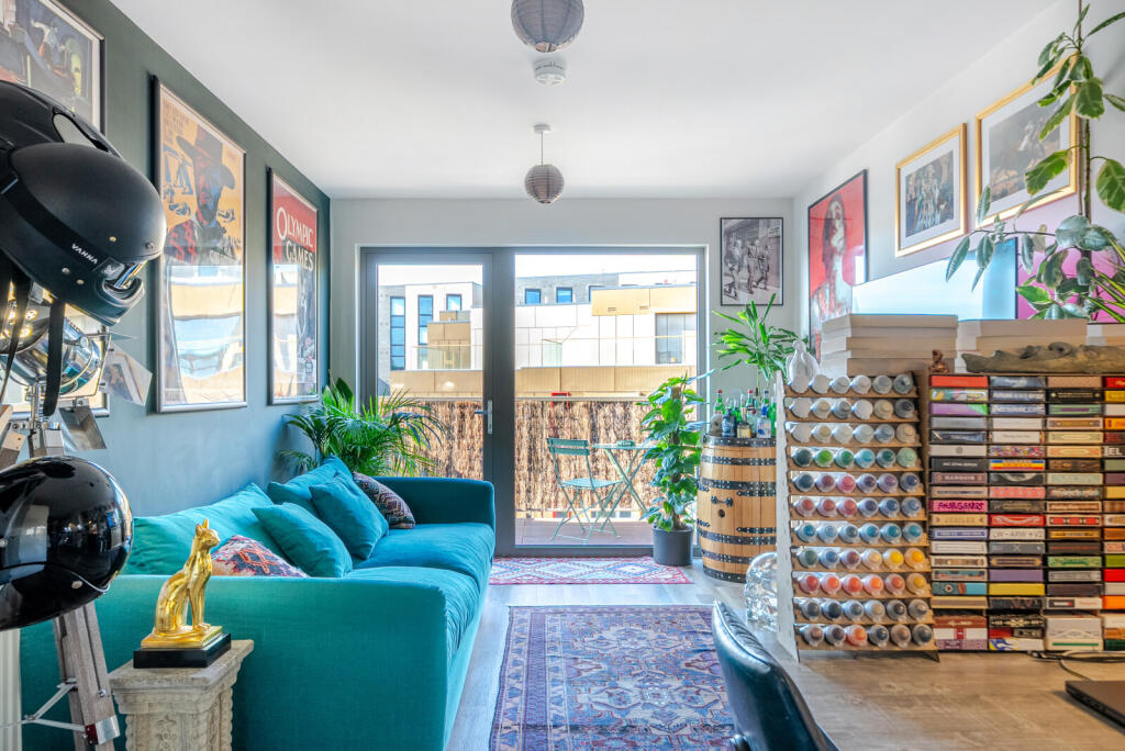 1358872-12-68d517...